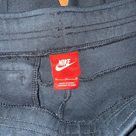 Nike Sportswear Tech Fleece Black Shorts 628984-010 Size Medium - Picture 4 of 6